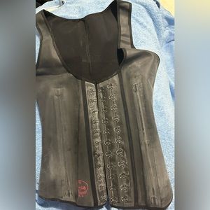 Fajas reductora y ajustada